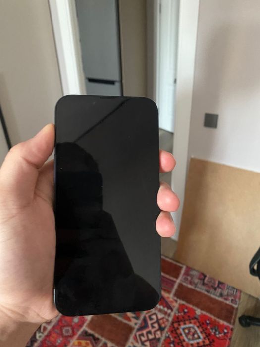 Айфон 13 в отличном состоянии