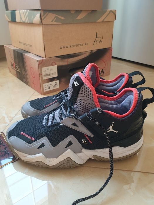 Кроссовки детские