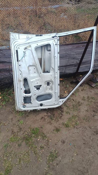 Дверь на ваз продам