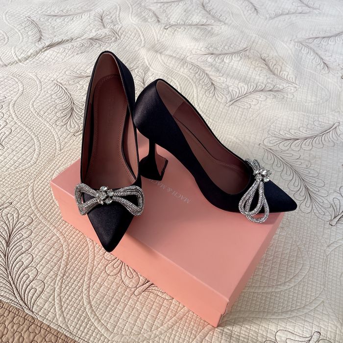 Продается батильоны и туфли