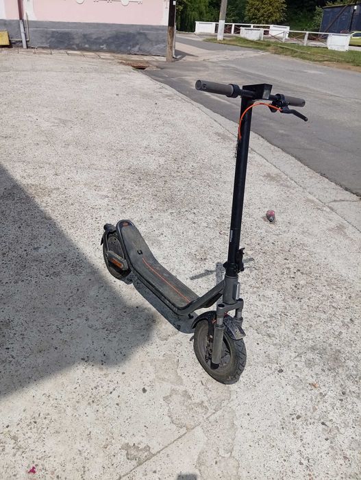Trotineta electrica xiaomi scuter 6 sau schimb cu G2  pro