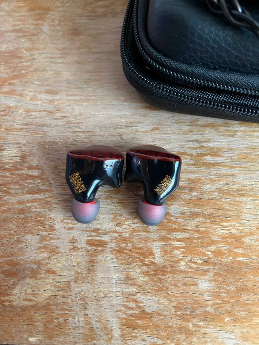 Casti IEM: Punch Audio Martilo