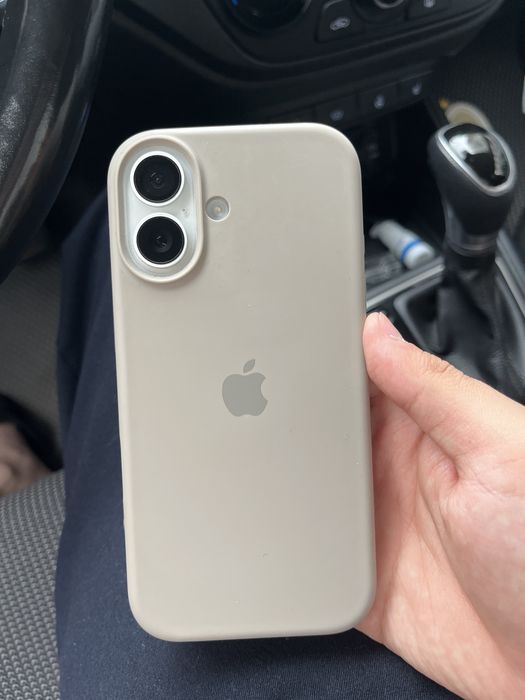 Продам IPhone 17 256GB