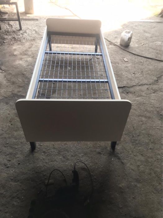 Кровати двухъярусные