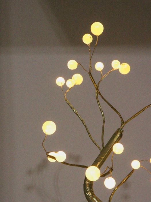 Светильник дерево