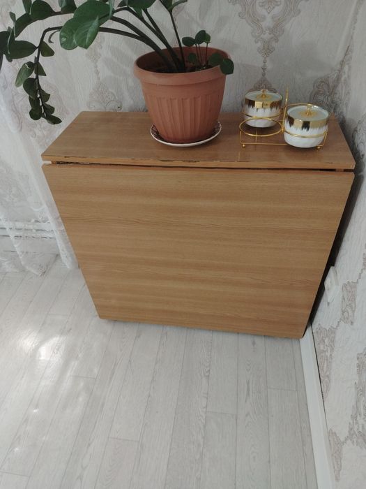 Продам стол-тумба