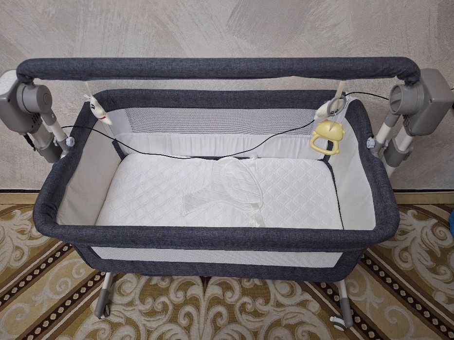 Продам монеж кровать музыкалы