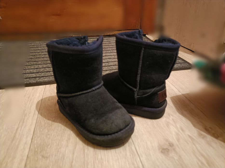 Продам уги 26 размер