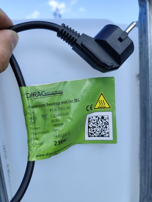 Нов бидон 1000л Кубче