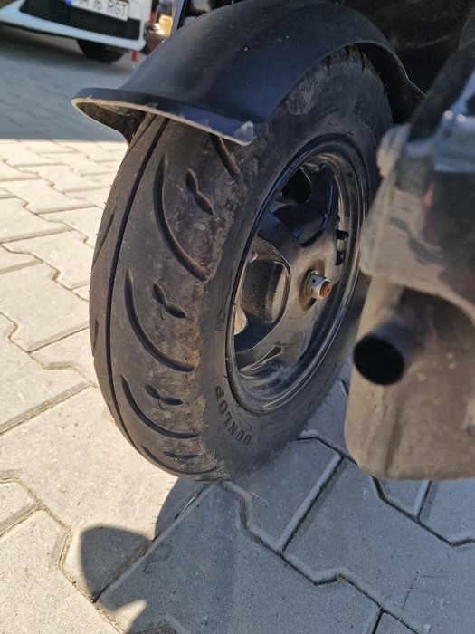 Scuter Avenis 125