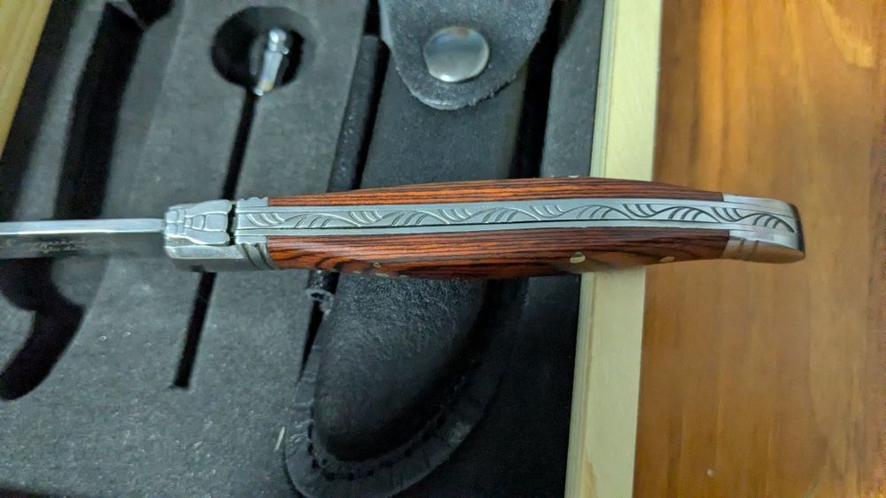 Briceag de colecție Laguiole Style de Vie, mâner lemn trandafir, NOU