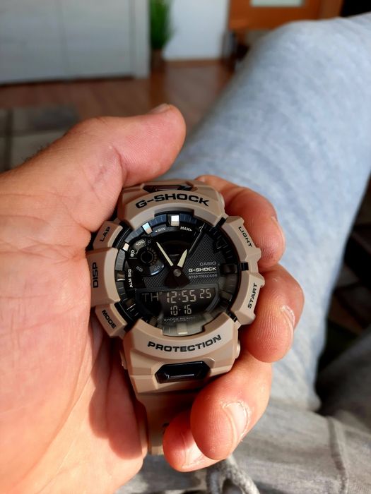 Casio G Shock GBA 900 Bluetooth