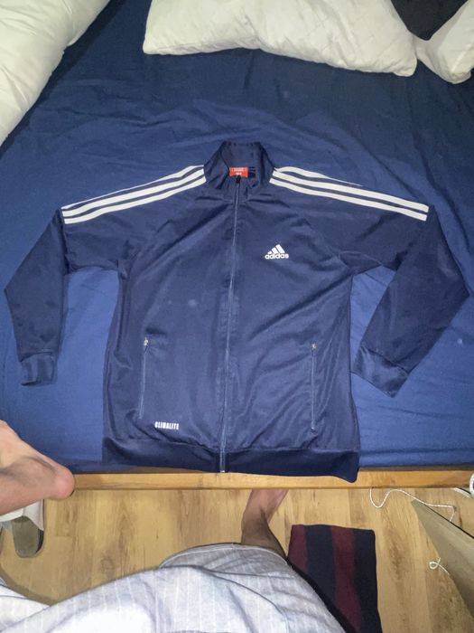 Adidas суичър.