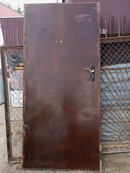 Темір есік сатылады