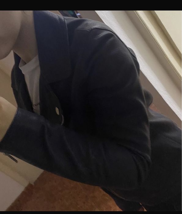 Geaca de piele ,piele 100% natural ,pret negociabil