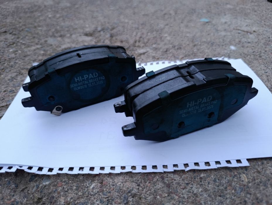 Колодки для оникс и трекер