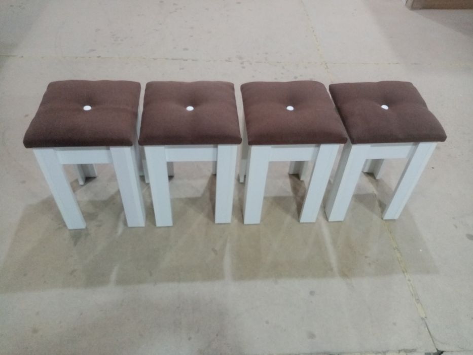 Продам новые кухонные табуретки!