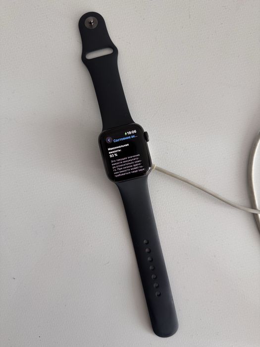 Apple Watch SE 40mm Cellular