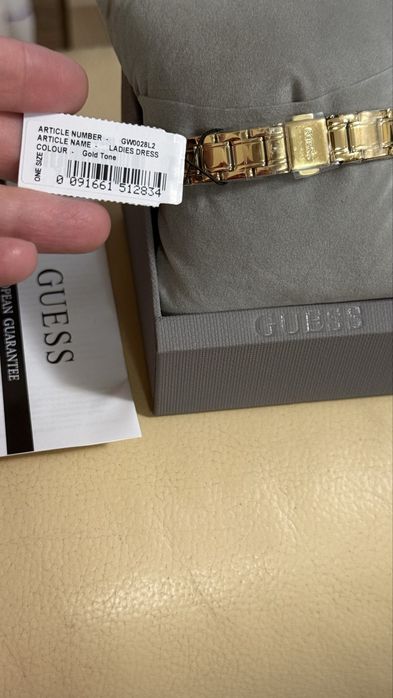 Дамски часовник Guess