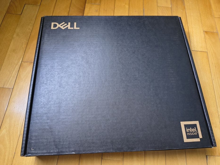 Лаптоп DELL 14 Pro