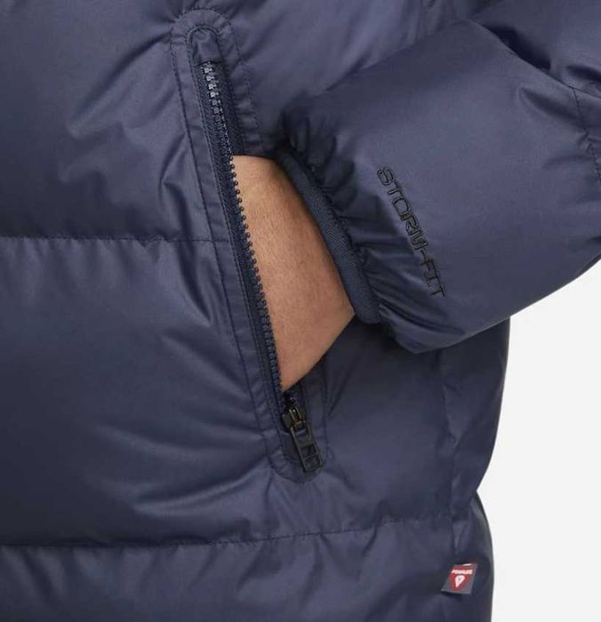 яке Nike ново с етикети, р-р M