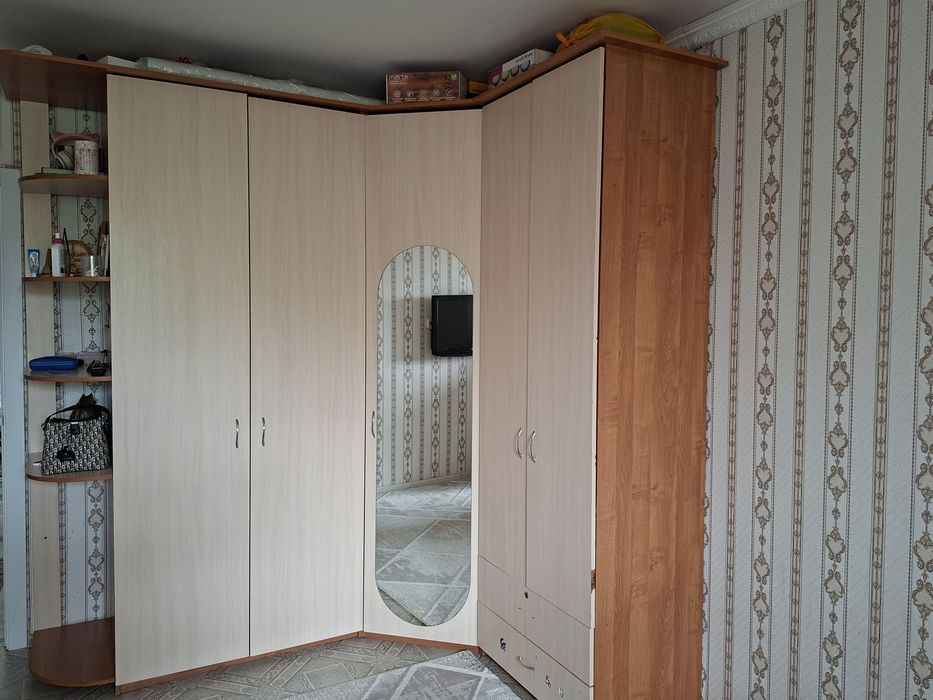 Продам шкаф, большой