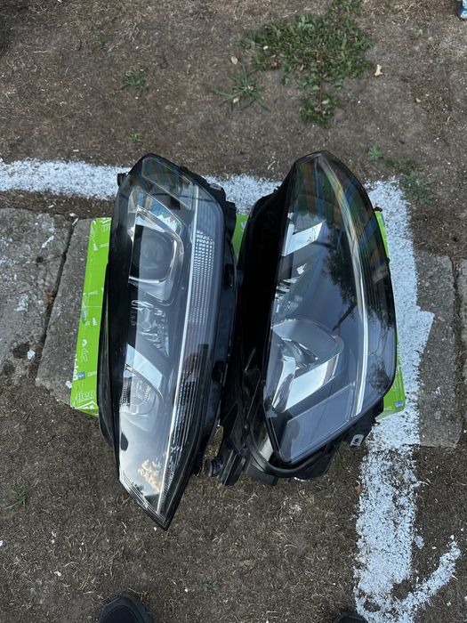 Faruri stânga dreapta bi xenon vw golf 7.
