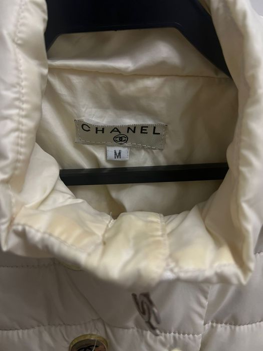 Продам куртку детскую 110 см