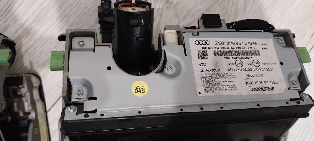 Vând display navigații Audi A3