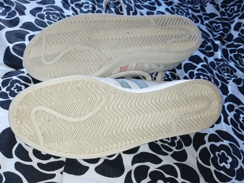 Нови маратонки ADIDAS, унисекс