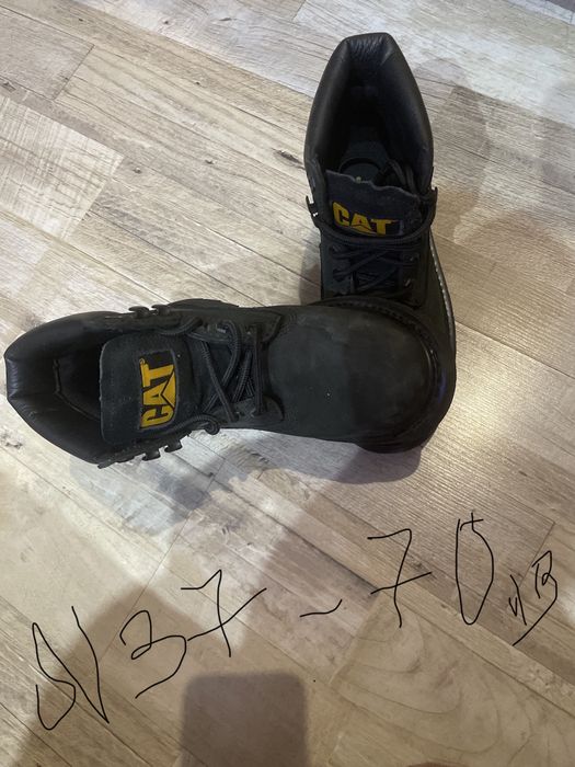 Като нови са,някой даже не са и носени. Добро качество на добра цена.