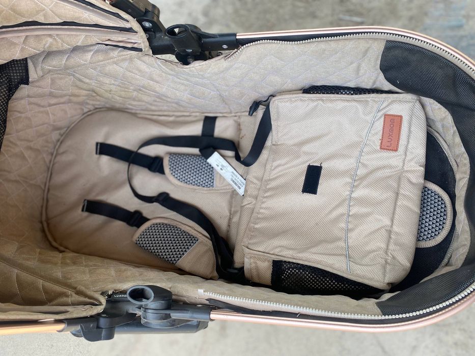 Коляска.  Продаю детскую коляску LUXMOM почти новую!