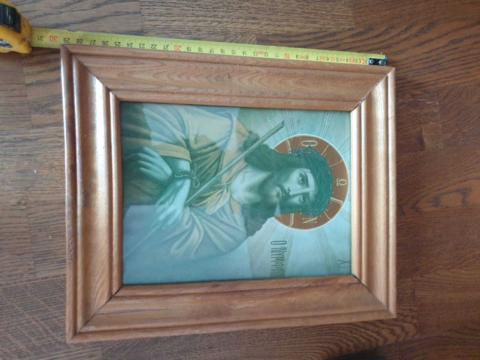 Vând icoană religioasă sfințită reprezentând Răstignirea Domnului, cu Iisus Hristos pe Cruce, Maica Domnului și Sfântul Ioan.
