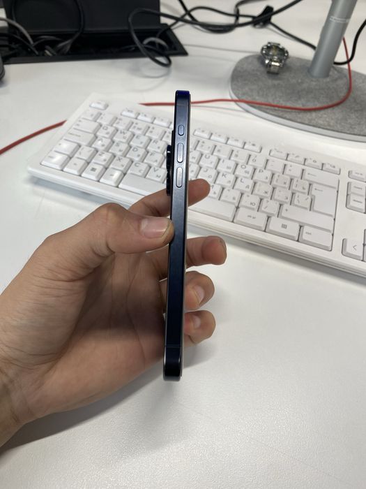 Iphone 15 pro max dark blue titanuim