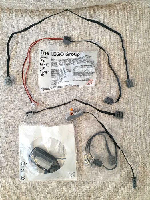 LEGO Technic, Power Functions моторы, фары, блоки