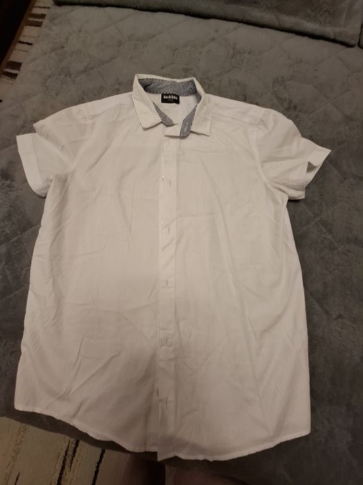 Продам школьные вещи.