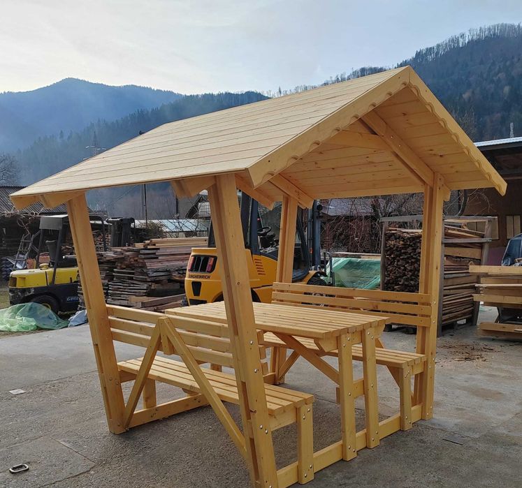 Foisor din lemn pentru gradina, curte