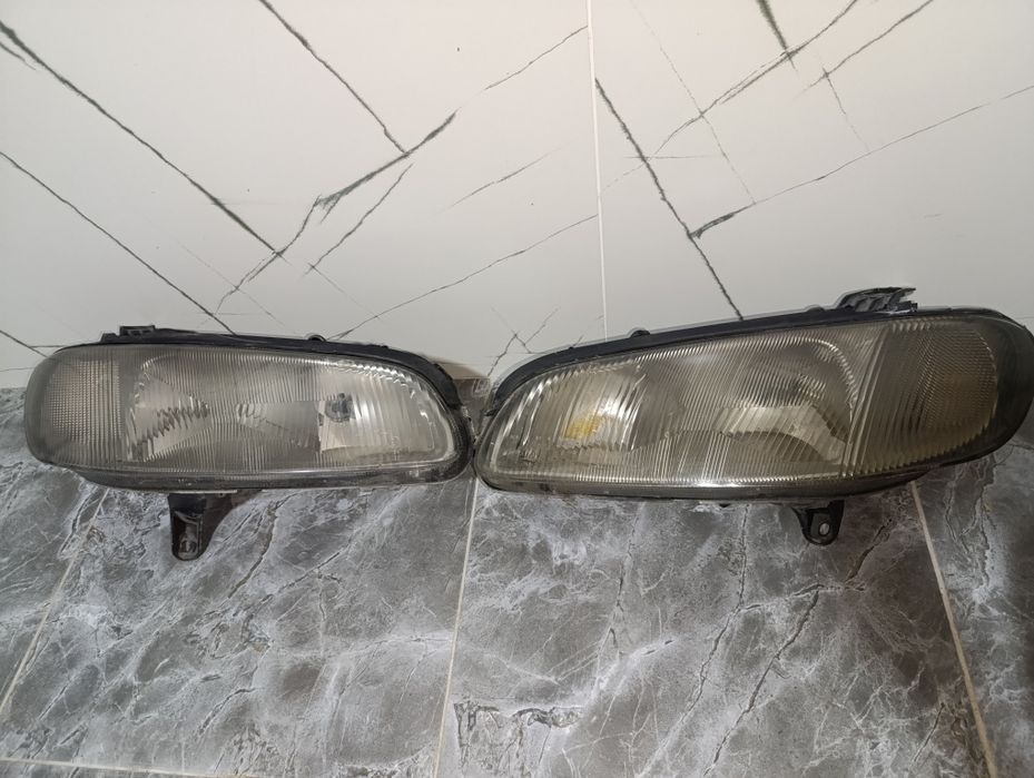 Продам фары Опель омега б