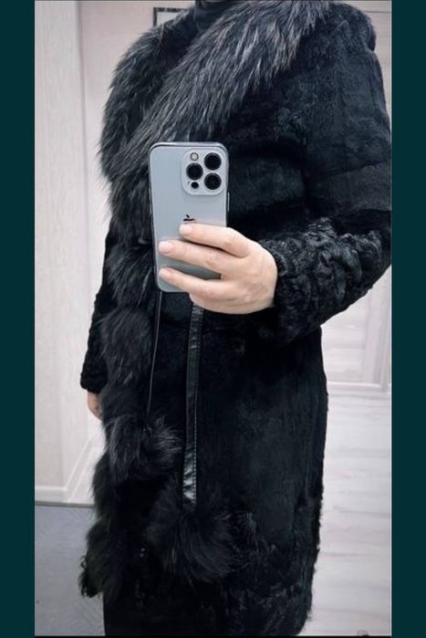 Продаётся натуральная шуба!