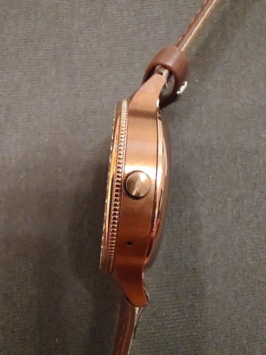 Smartwatch Fossil de damă