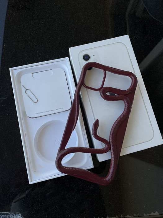 IPhone 11 White 64 Gb, fara zgarieturi+ husa cadou