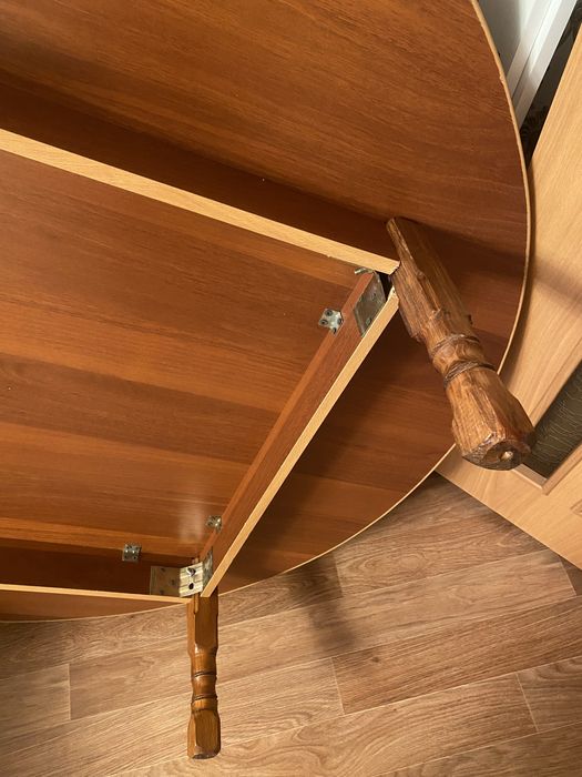 Национальный стол