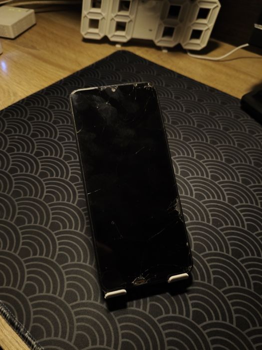 Продам vivo y35  64 гб