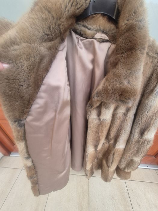 Vand haina de blana naturala