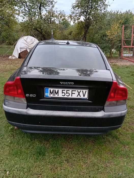 Vând Volvo  S60 i
