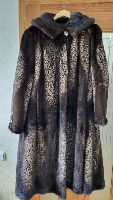 Продам норковую шубу