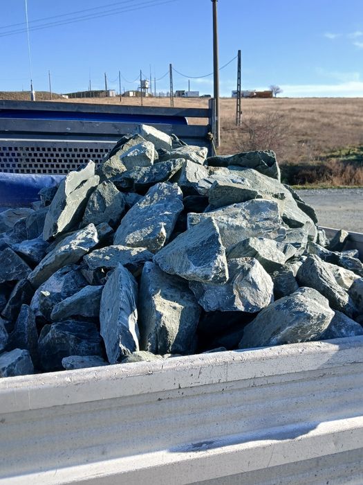 Nisip*Piatra*Balastru*Beton*Pamant