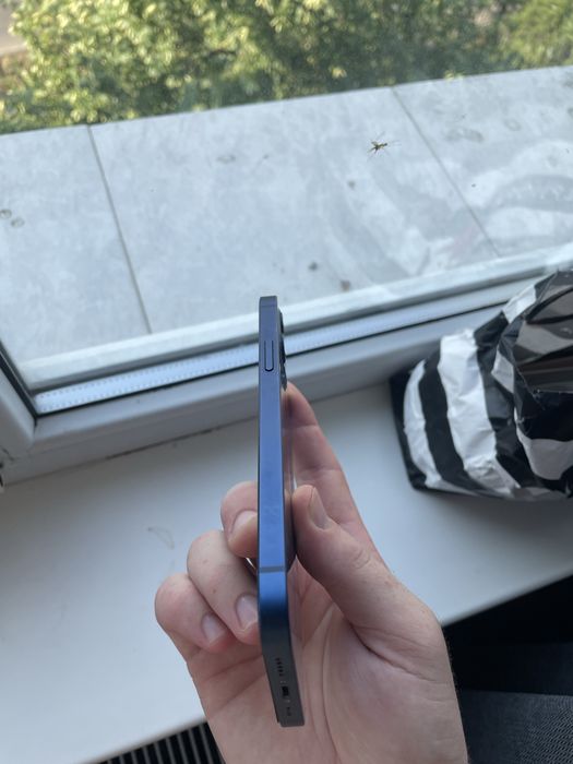 IPhone 12 simplu