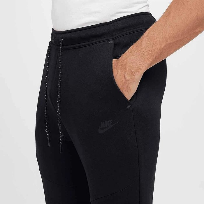 Мъжко долнище nike HV0959-010 TCH FLC JGGR черно