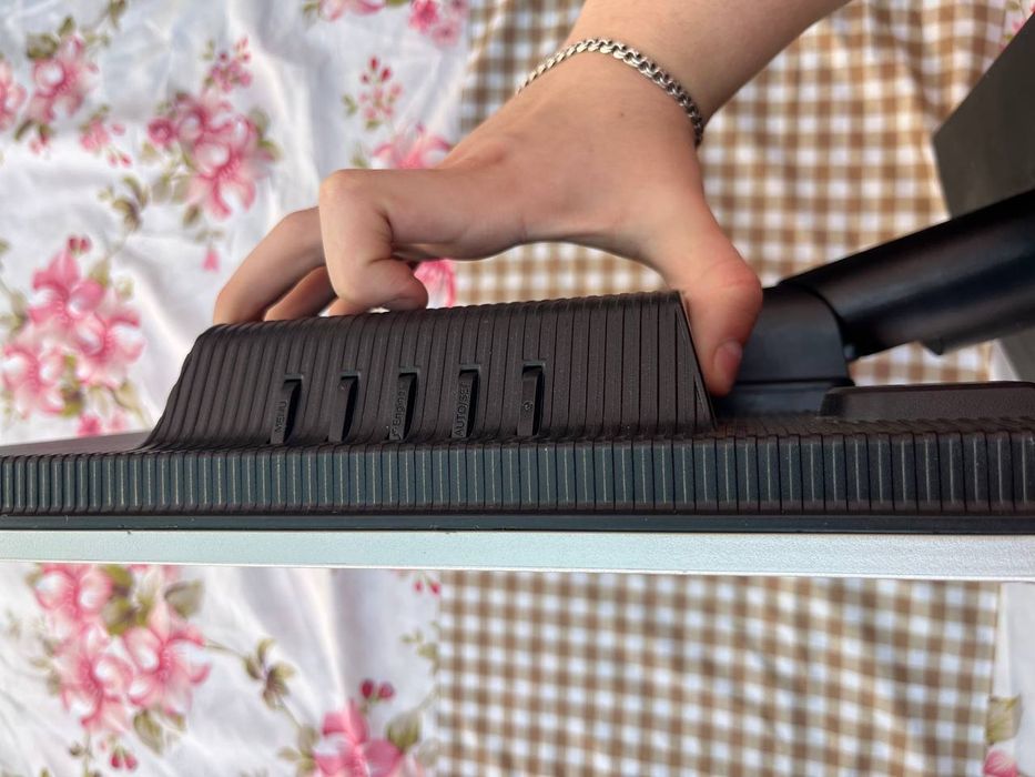 монитор LG Flatron